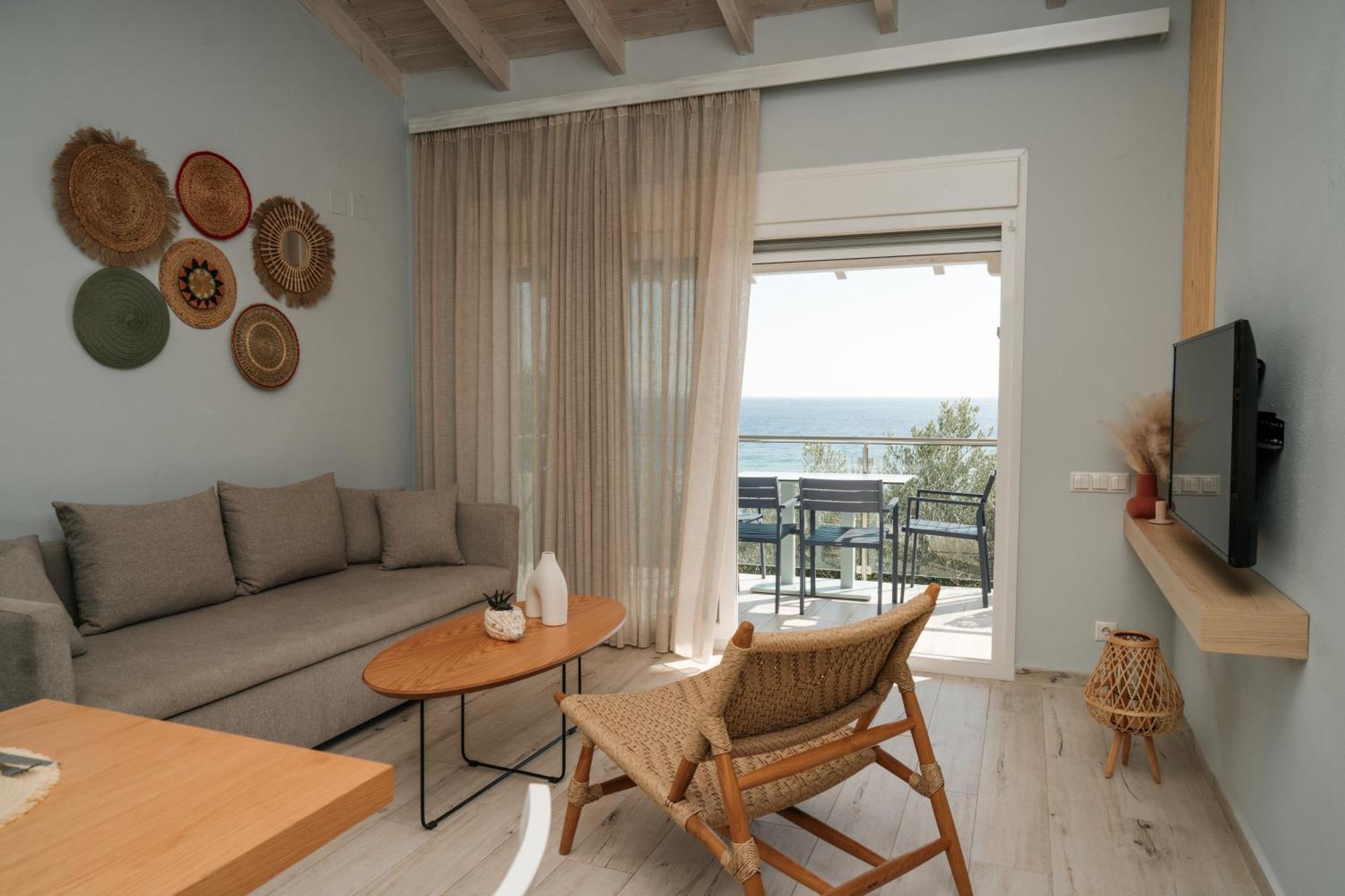 Aegean View Villa Loutra Elevtheron Екстериор снимка